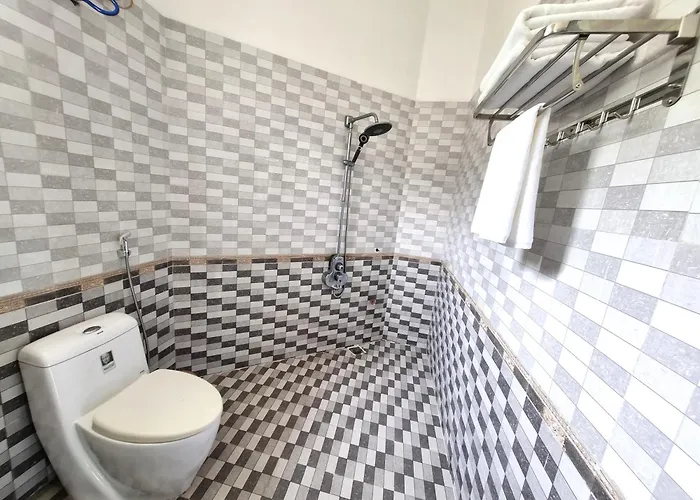 Hill Hotel Hạ Long