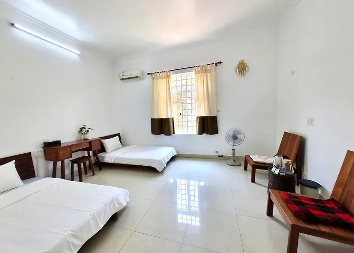 Hill Hotel 3*