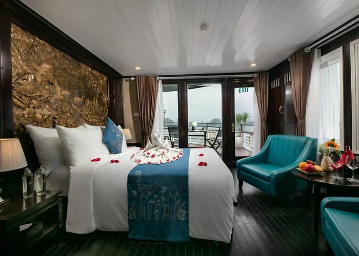 Hill Hotel Hạ Long